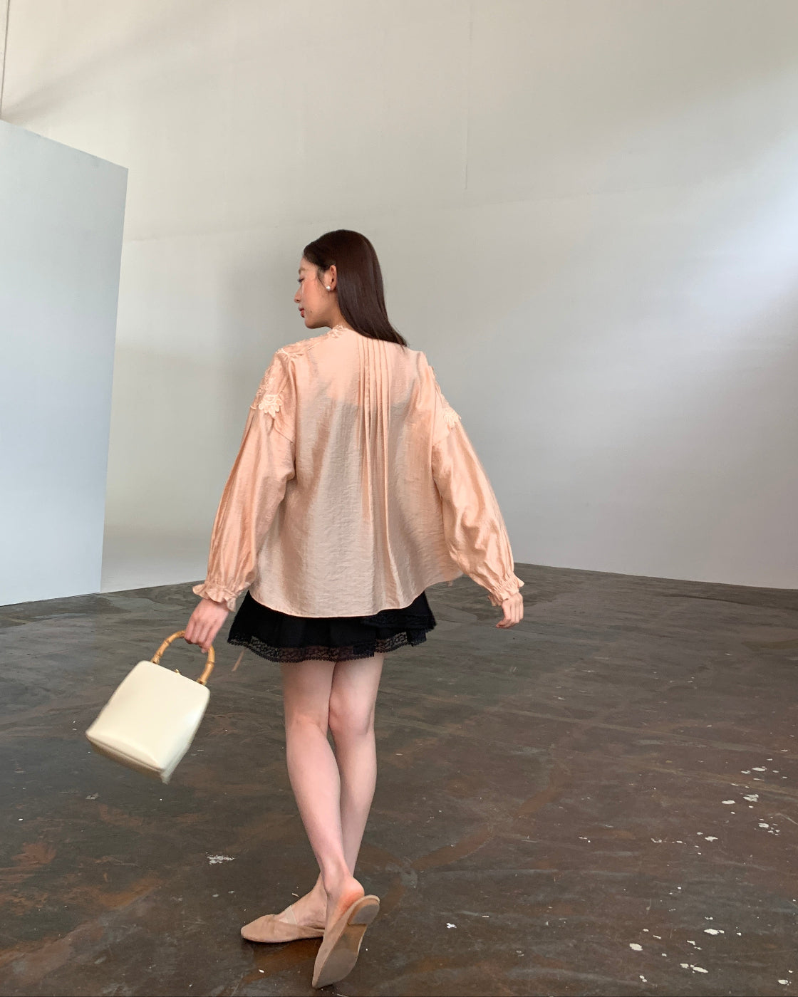 Sun-protective jacket-style shirt, lightweight elegant designer top