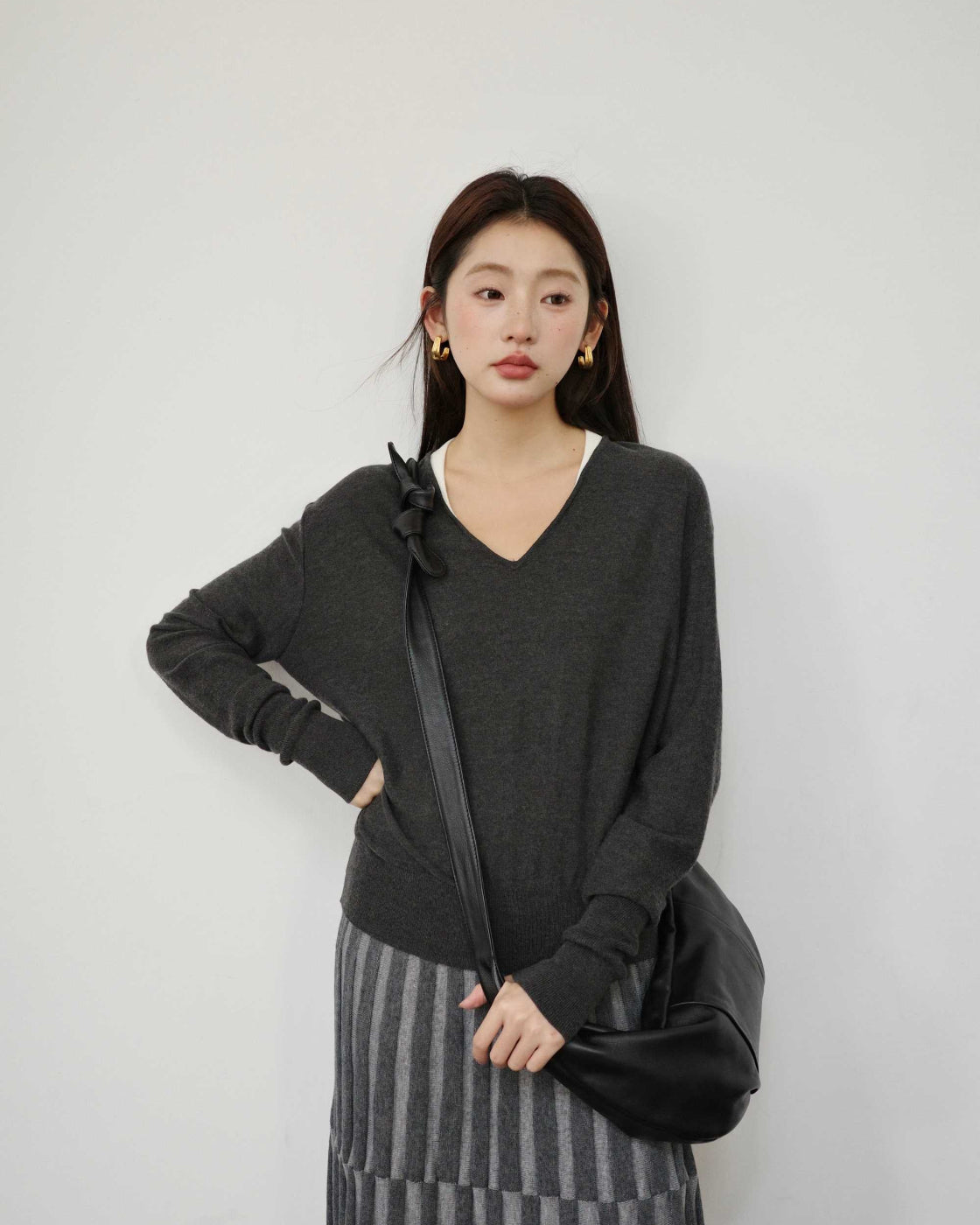 Vスリット・カフス 構築的リブニット