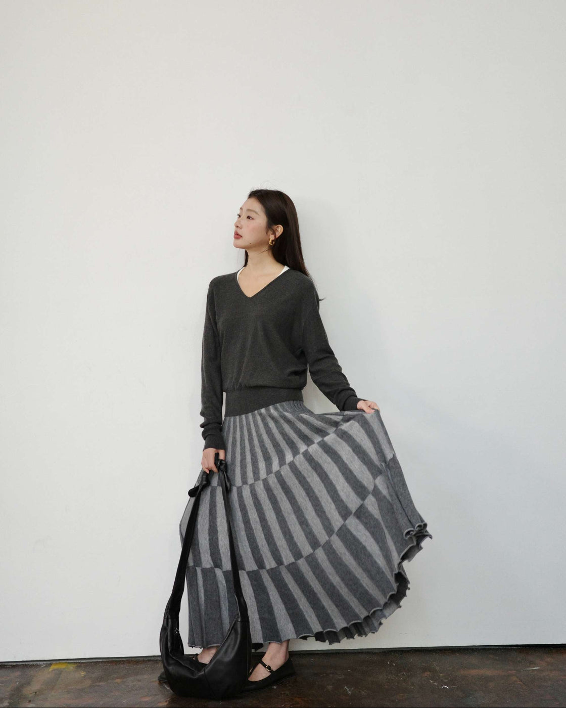 Vスリット・カフス 構築的リブニット