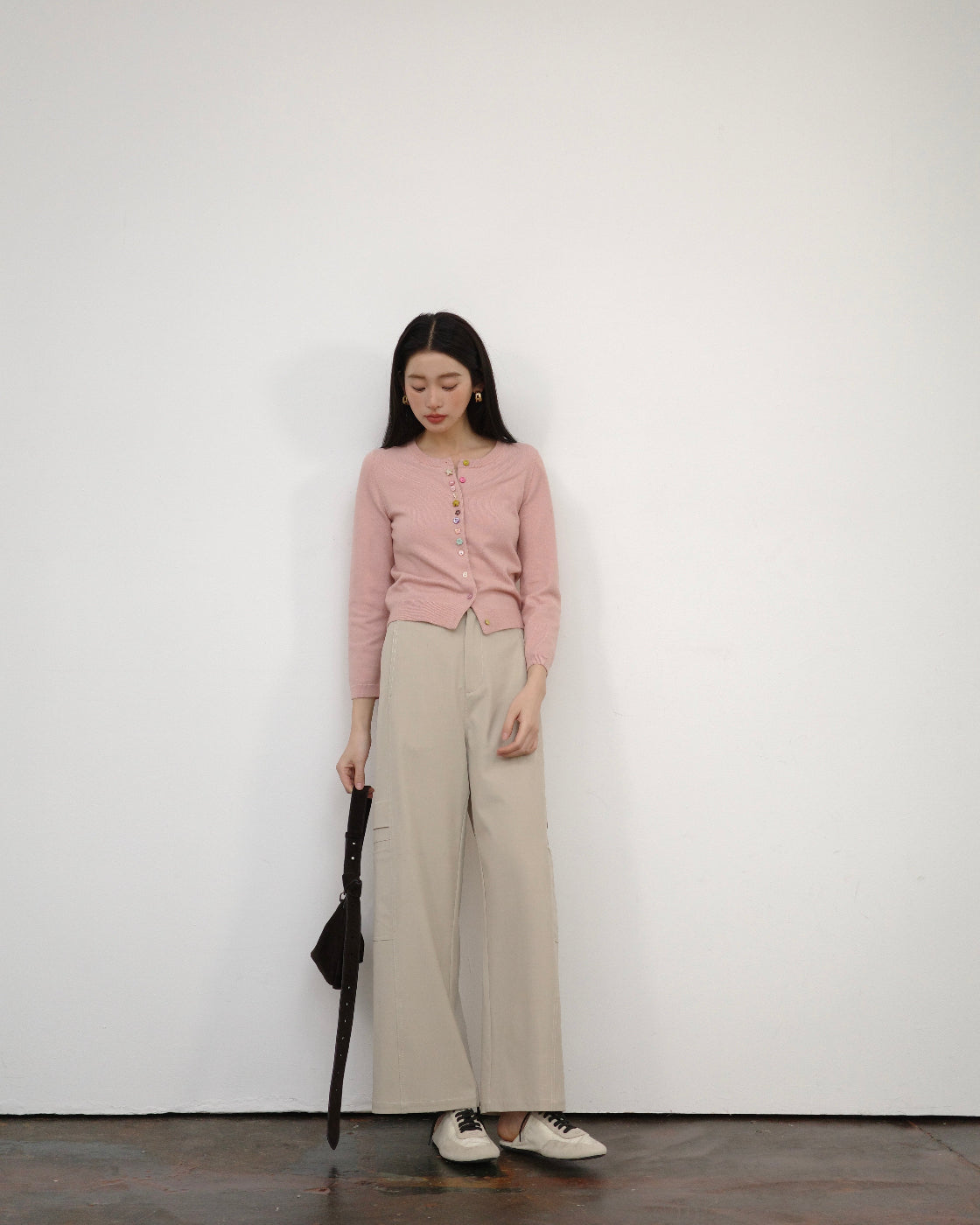 从容Wide-Leg Straight Trousers with Cargo Pocket Detail
