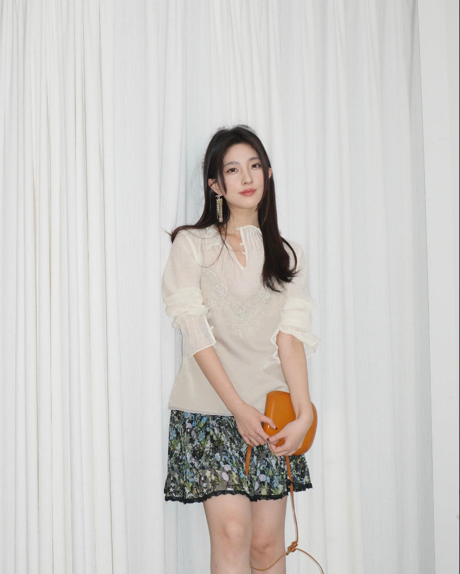 雾莎Reversible Sheer Stripe Blouse with Mock Neck