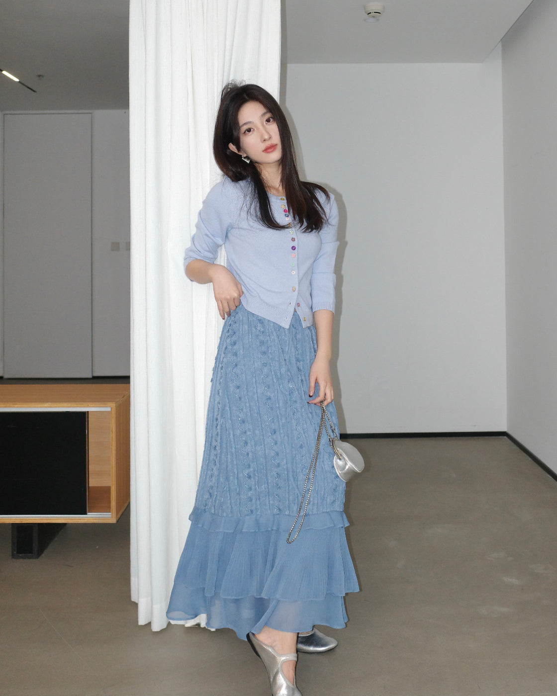 克莱因蓝Embroidered Full-Hem Skirt with Ruffle Detail