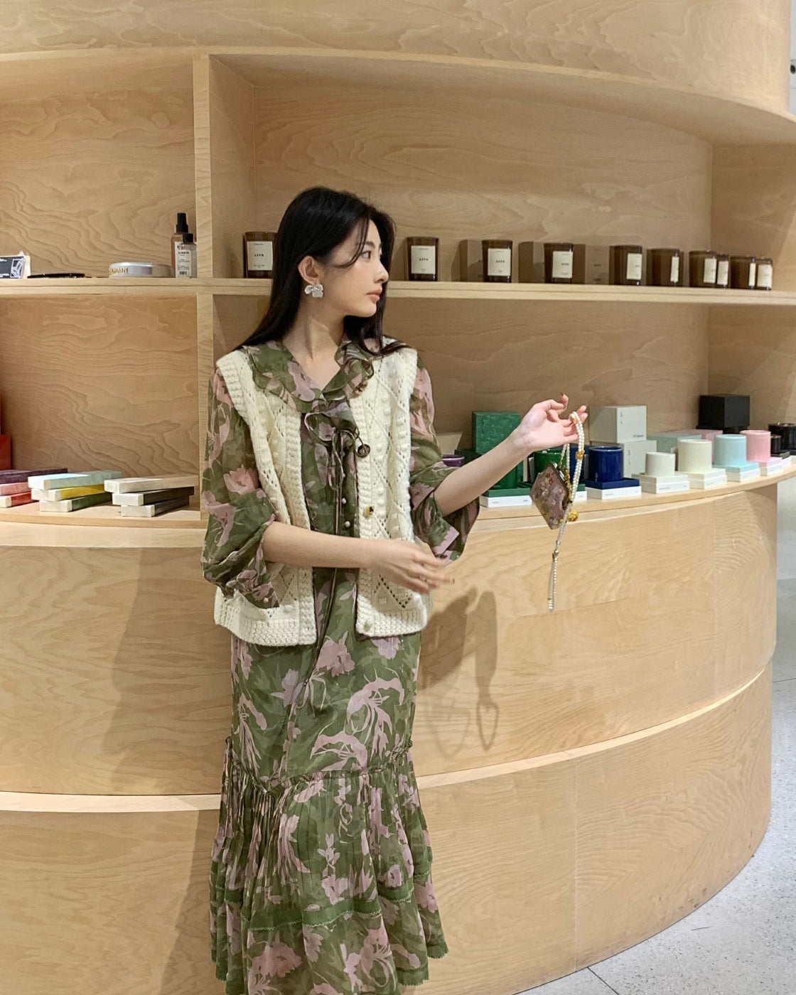 浓颜海棠Printed Long-Sleeve Midi Dress