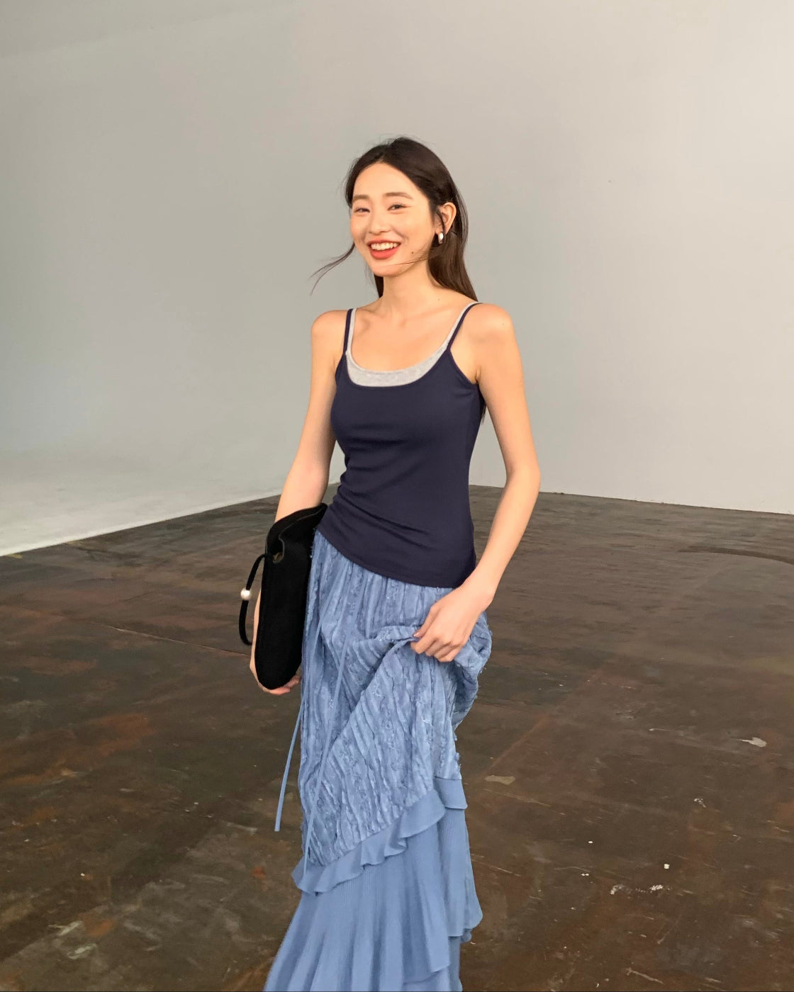 克莱因蓝Embroidered Full-Hem Skirt with Ruffle Detail
