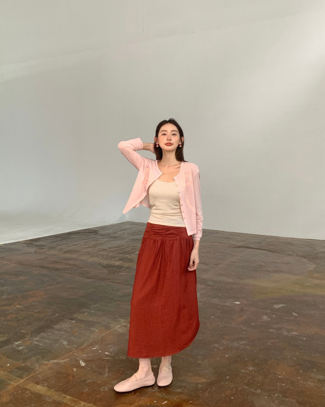 Textured Midi Skirt with Elastic Waist & Curved Slit