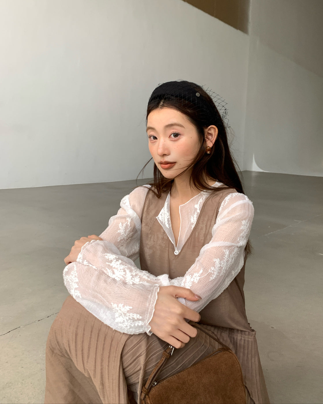 Reversible blouse, ultra-lightweight zero-burden dress