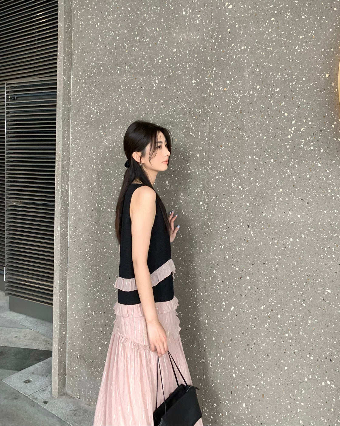 「粉墨」OP復古設計感少女氣質掛脖層次小眾粉色連衣裙