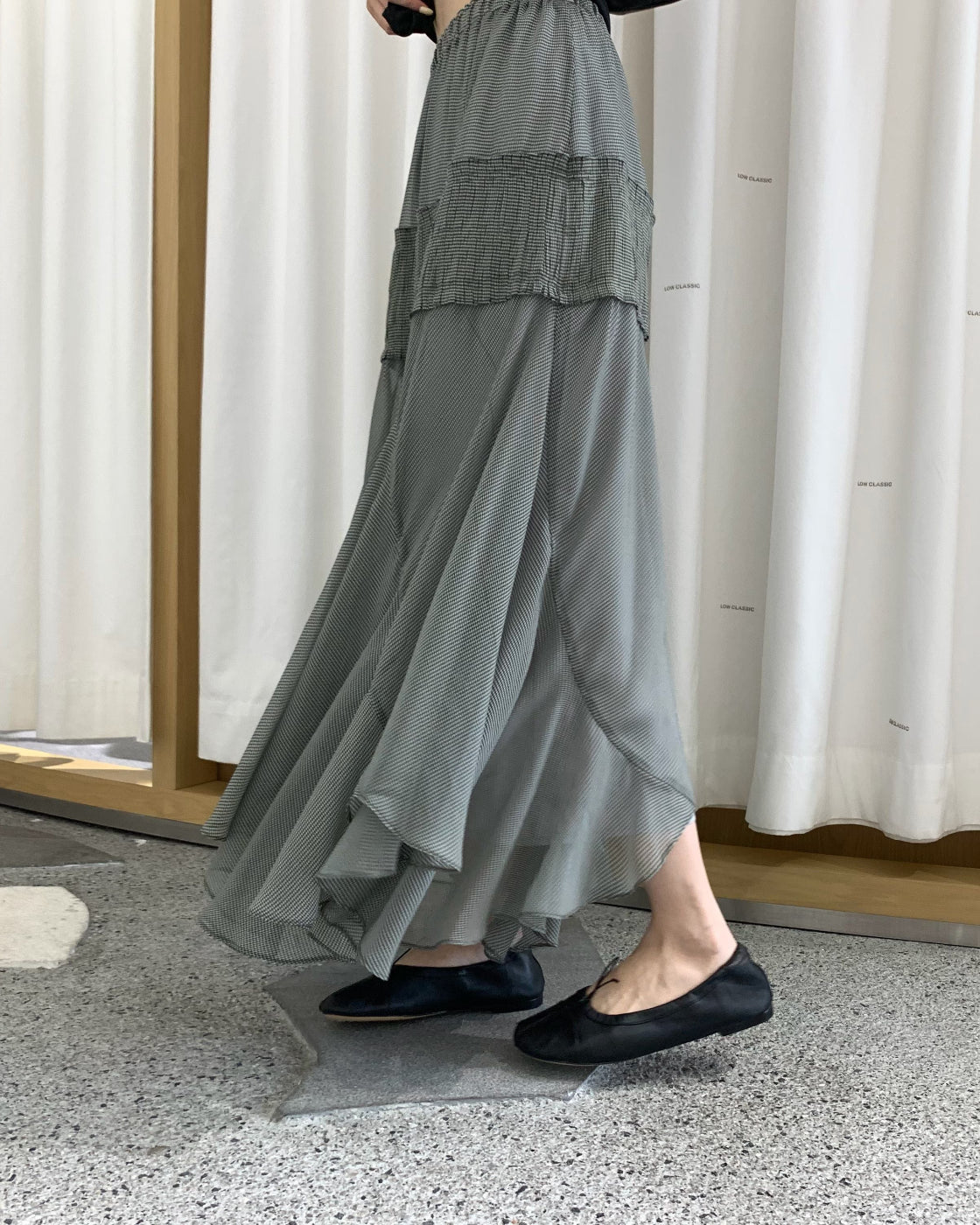 Elastic-waist designer niche fishtail skirt with extra-large hem, elegant and versatile