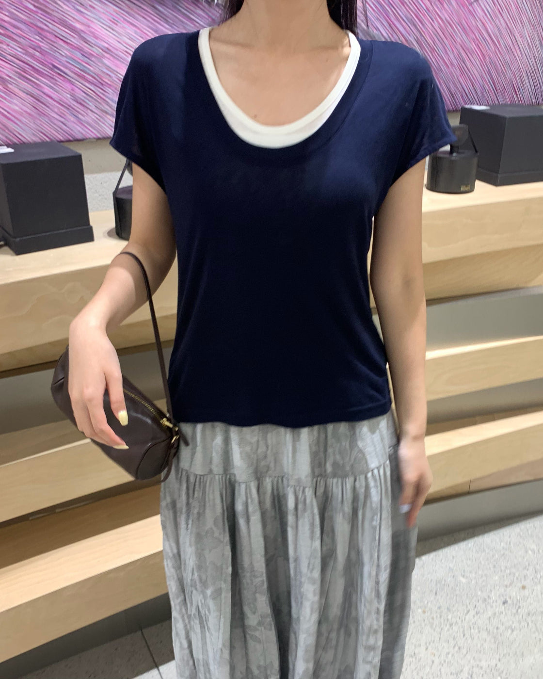 Ultra-fine soft wool T-shirt, cool comfortable breathable loose V-neck summer tee