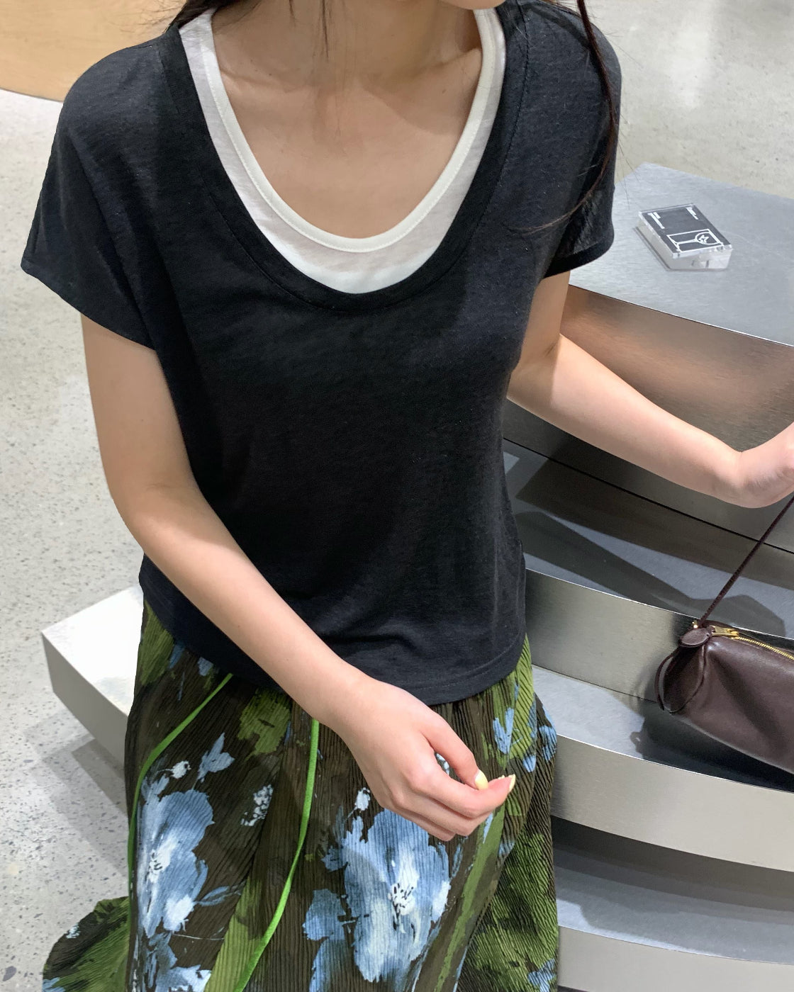 Ultra-fine soft wool T-shirt, cool comfortable breathable loose V-neck summer tee