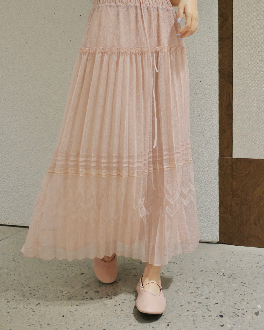 Spring-summer heavy-work pink elastic-waist skirt, flowing gentle elegant skirt