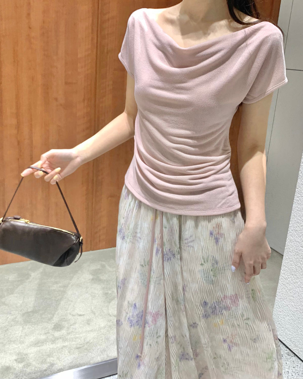 Pleated elastic-waist large A-line light pink elegant commuter designer skirt