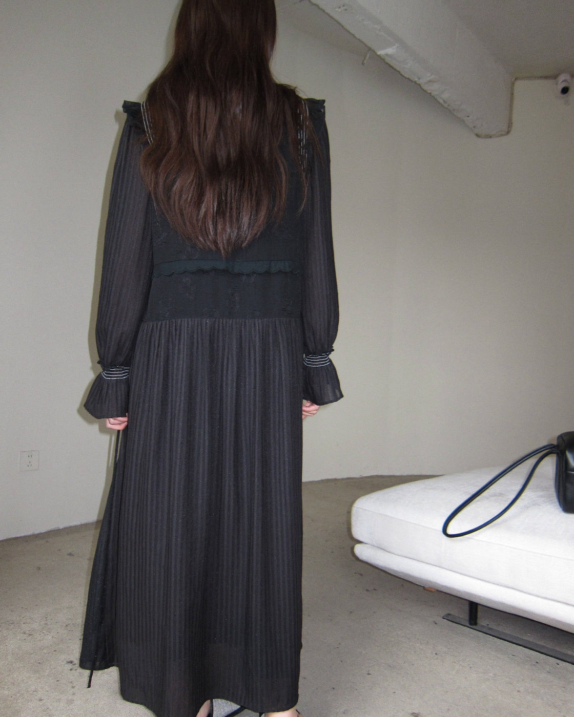 Hepburn-style elegant and slimming dress