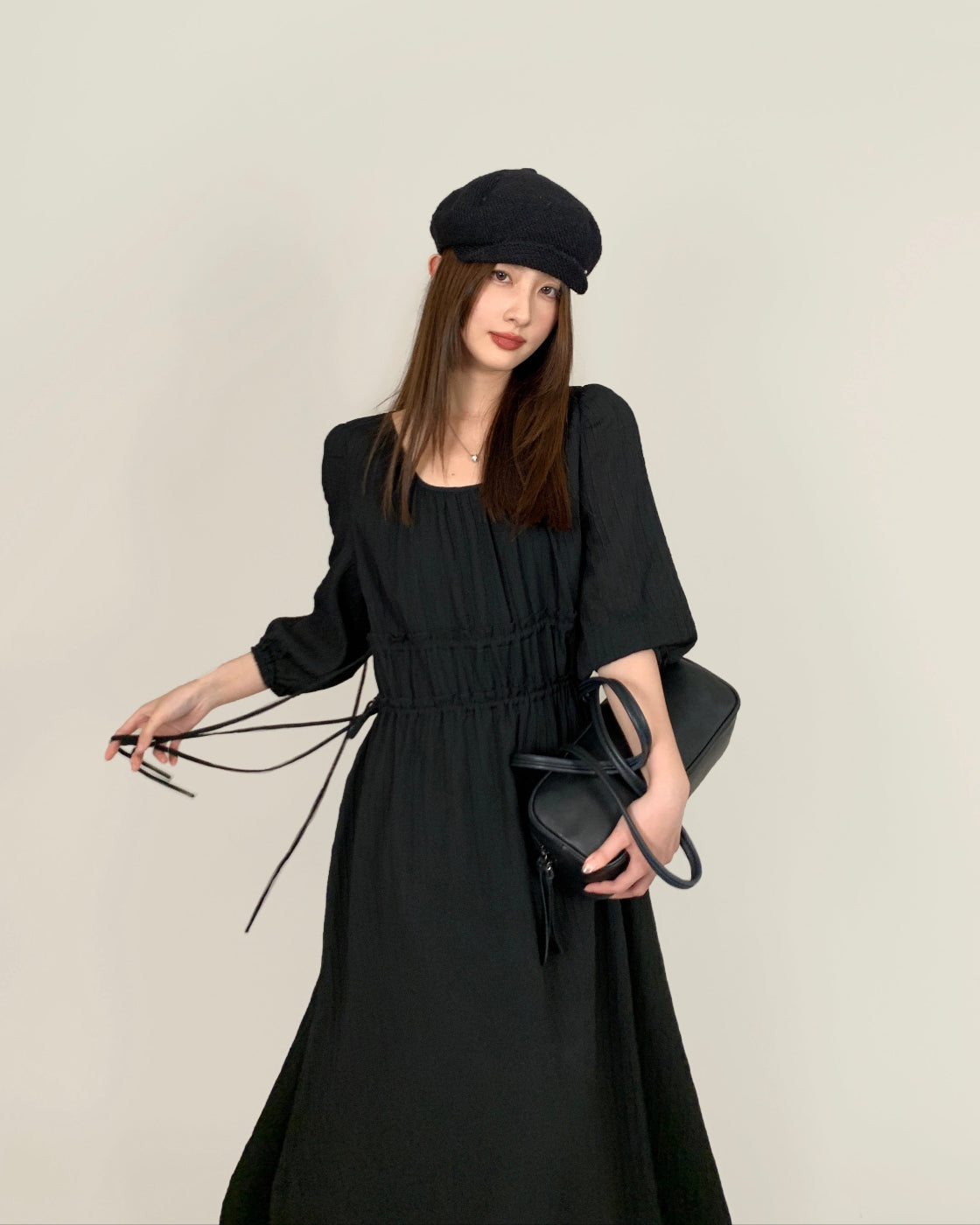 Commute-style short-sleeved fitted round-neck loose-fitting dress