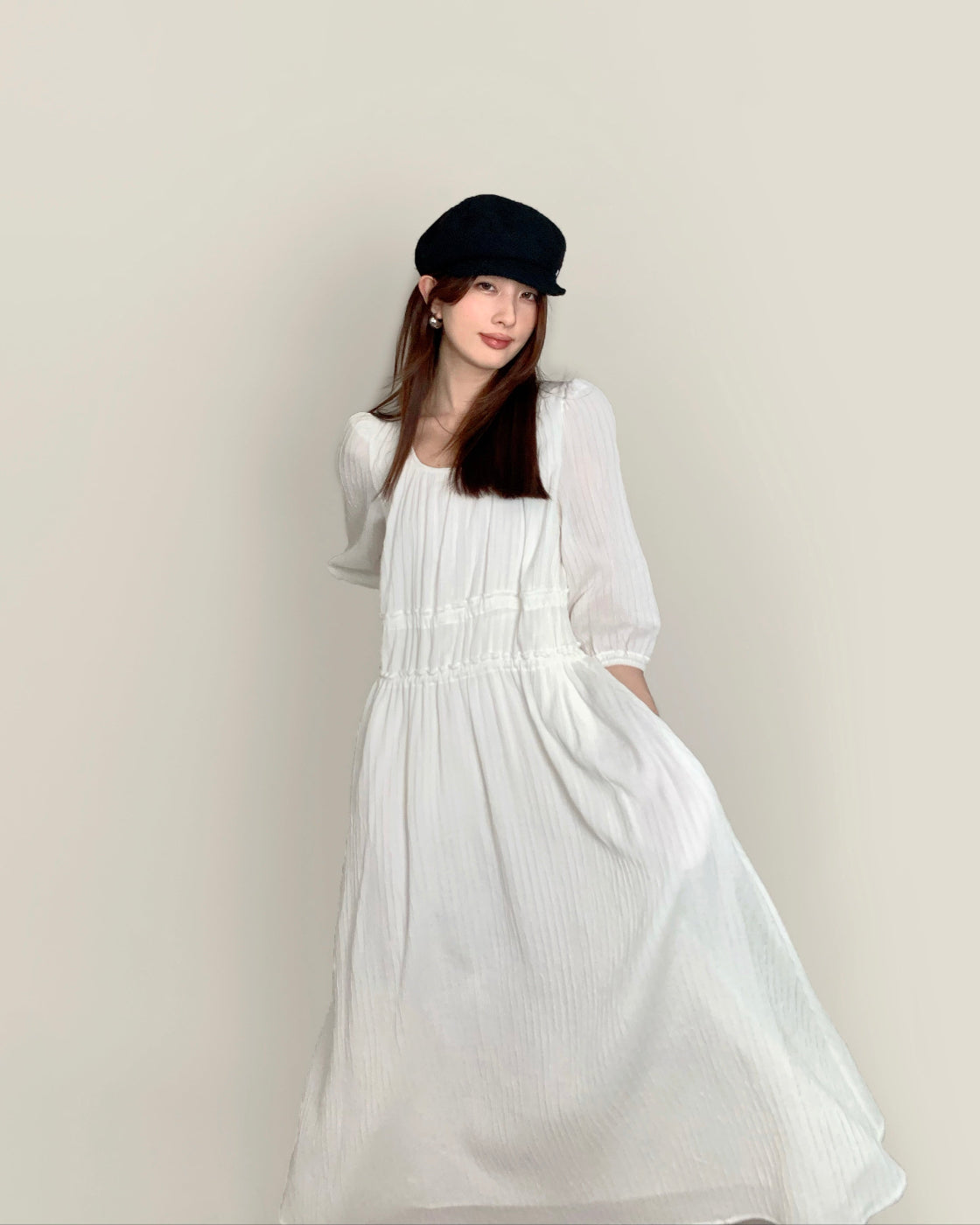 Commute-style short-sleeved fitted round-neck loose-fitting dress