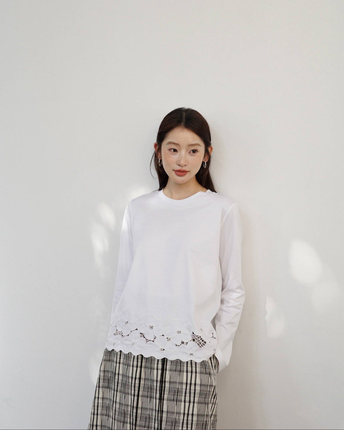 3Dフラワー刺繍 カットワーク ロングTシャツ
