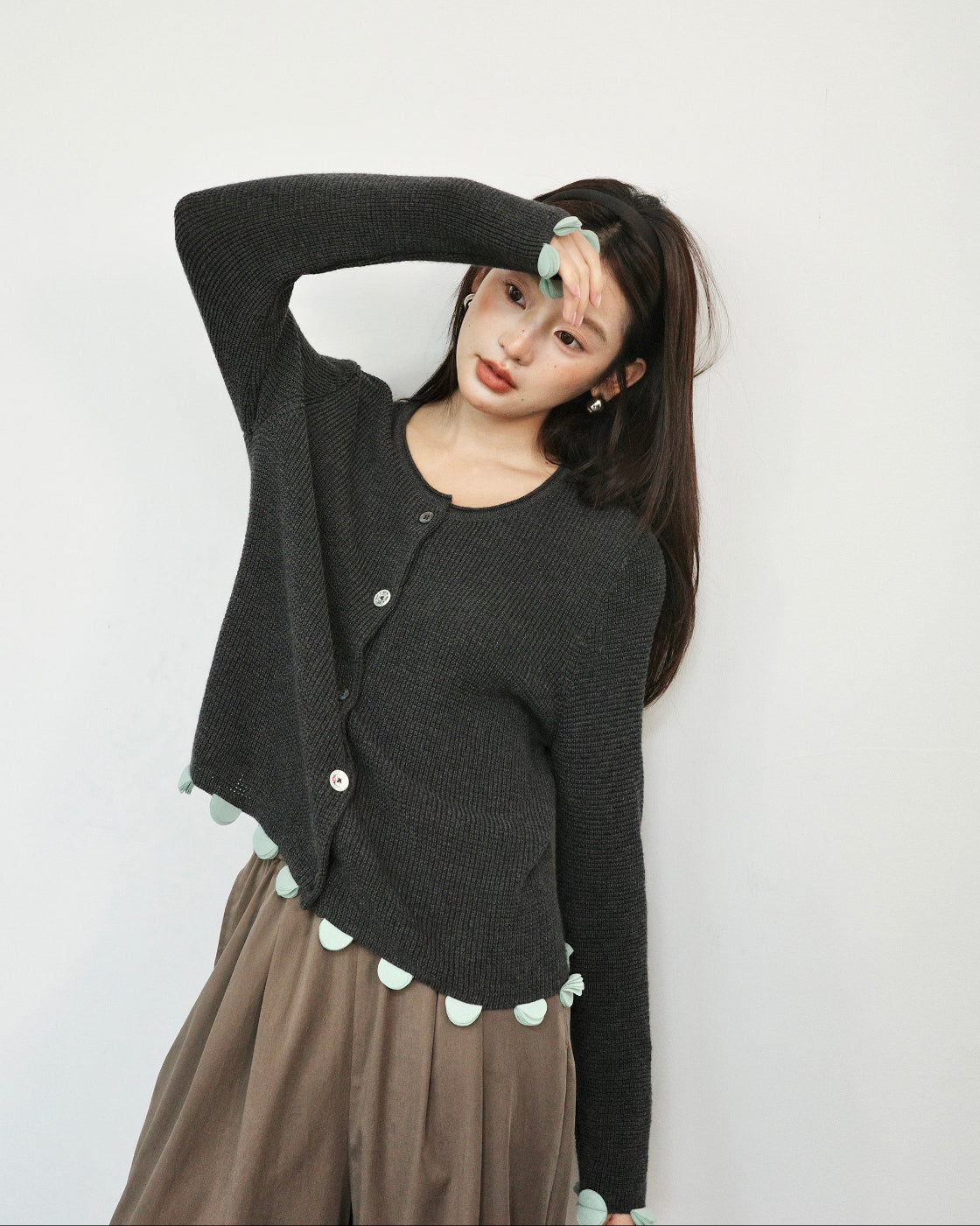 3Dペタル・レイヤード & 構築的ケーブルニット