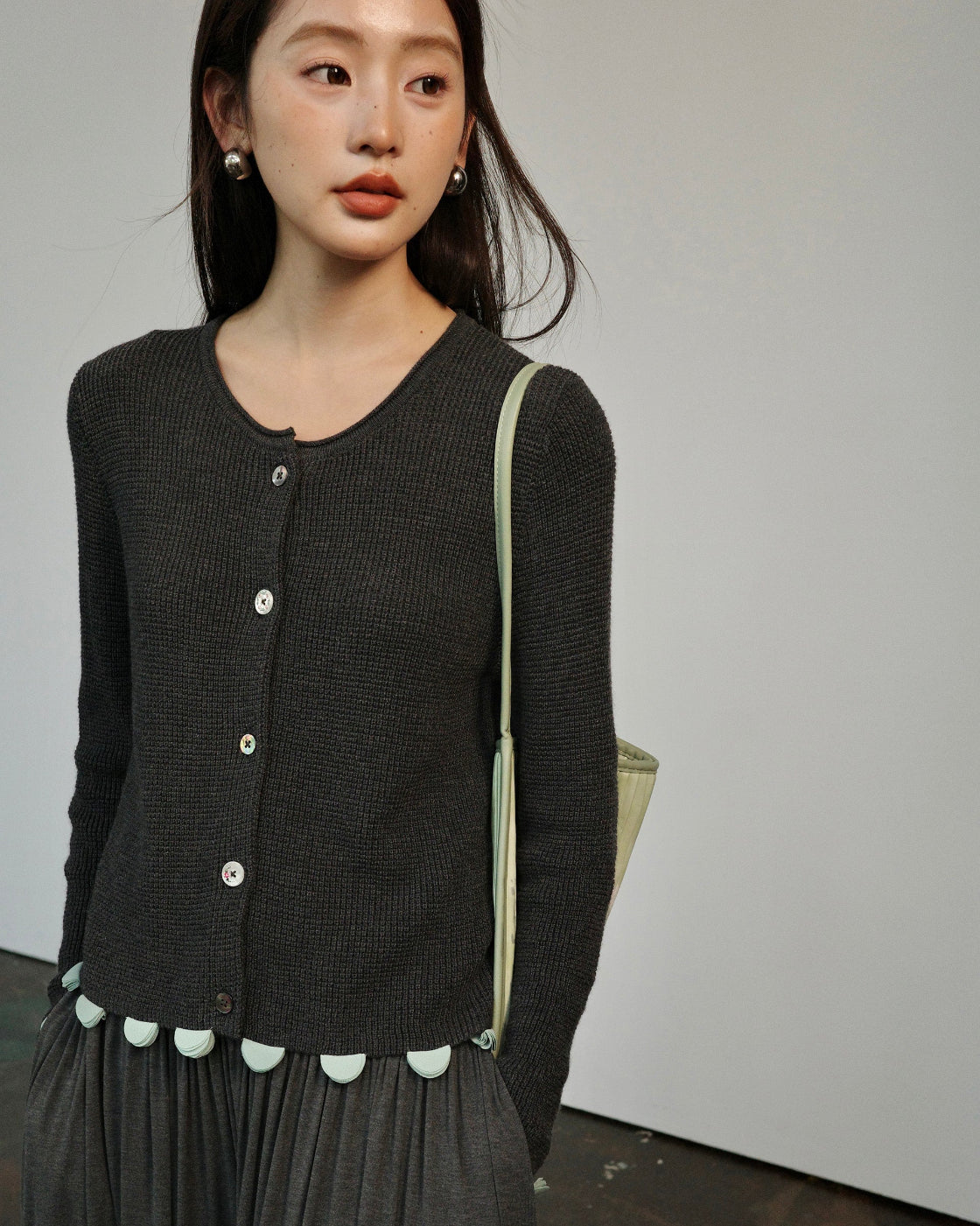 3Dペタル・レイヤード & 構築的ケーブルニット