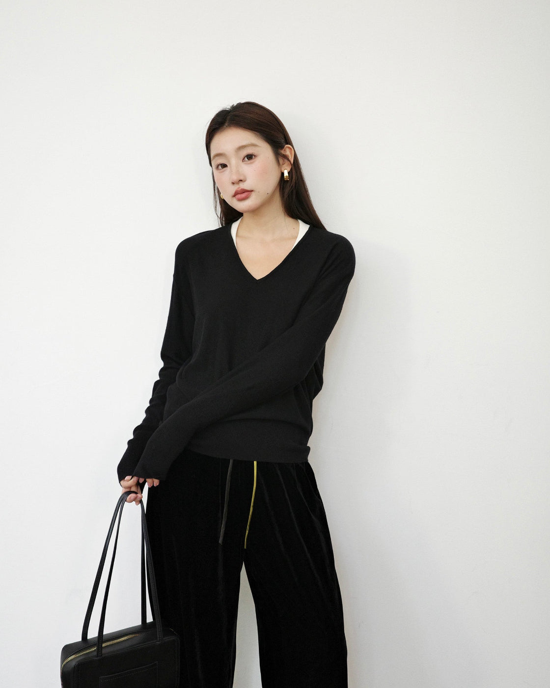 Vスリット・カフス 構築的リブニット