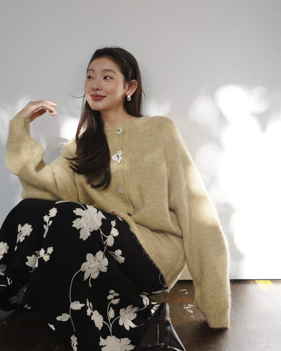 3Dフラワー刺繍 モヘアタッチ カーディガン