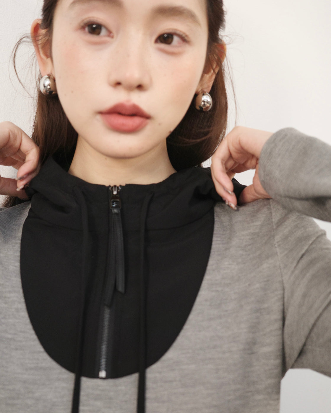 Hooded Contrast Panel Long-Sleeve Casual Sweatshirt Tee