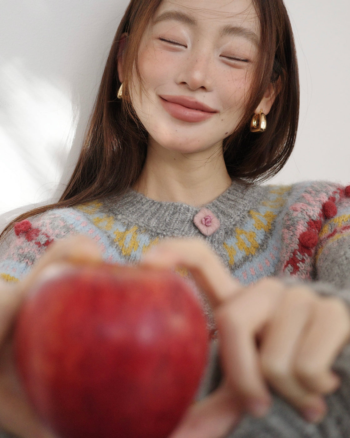 ノルディック・フェアアイル & ハンドクラフト・ニットカーディガン