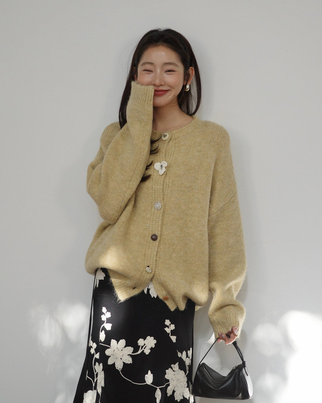 3Dフラワー刺繍 モヘアタッチ カーディガン