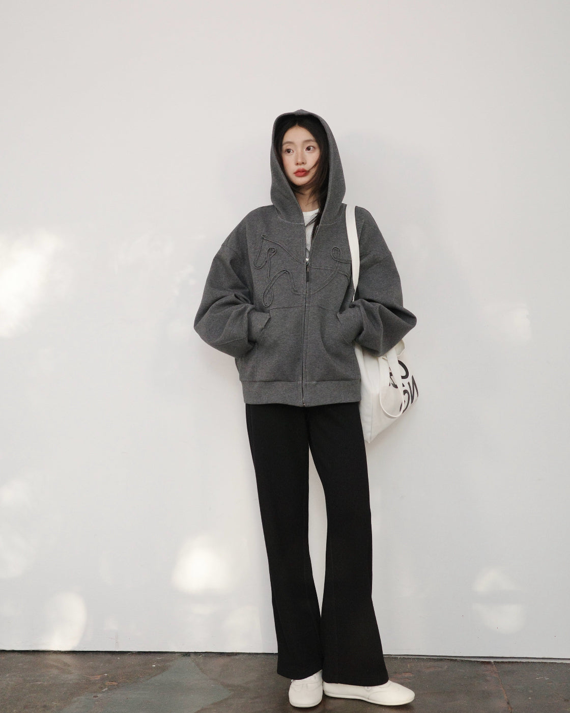 刺绣拉链连帽宽松卫衣女 潮流百搭外套