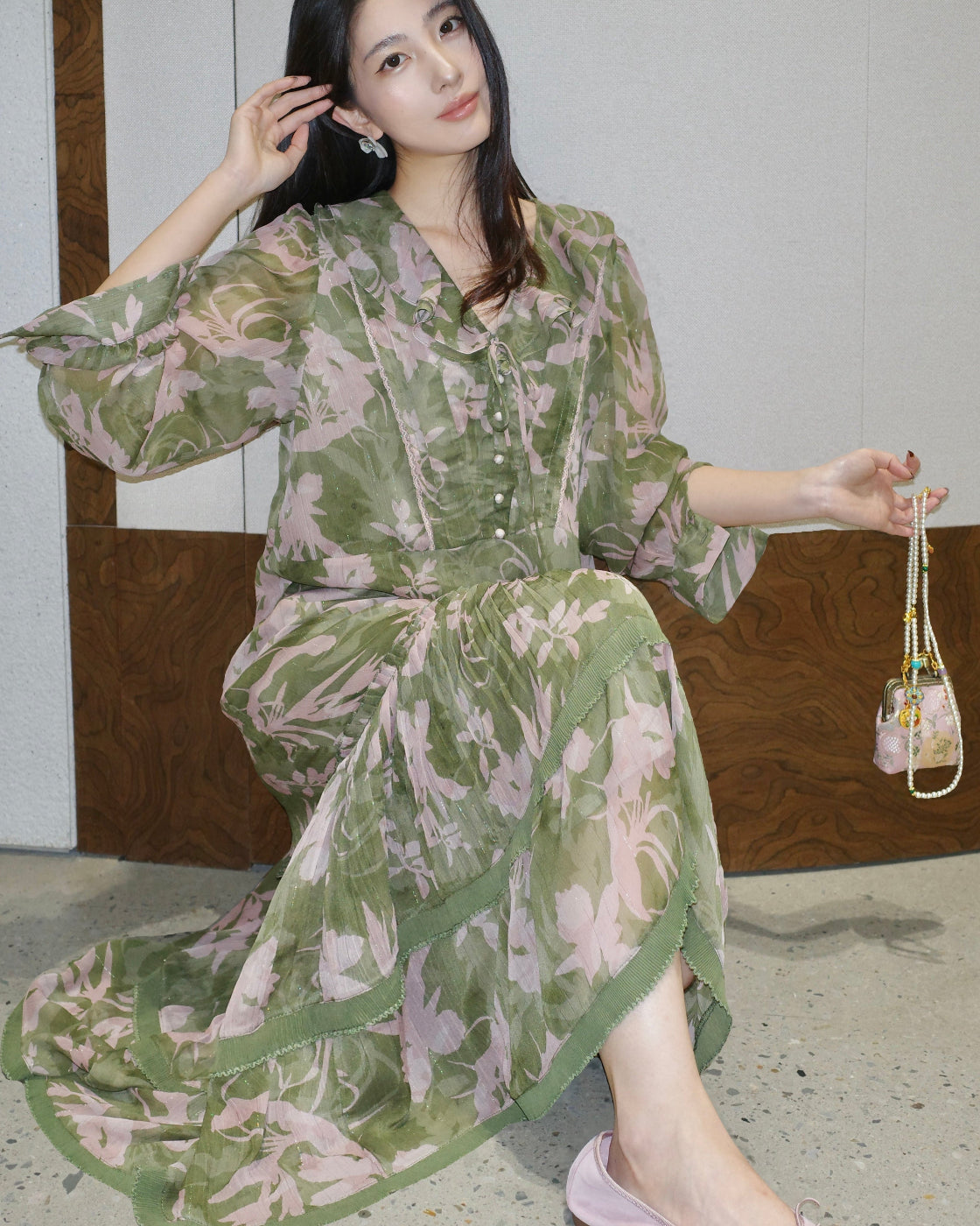 浓颜海棠Printed Long-Sleeve Midi Dress