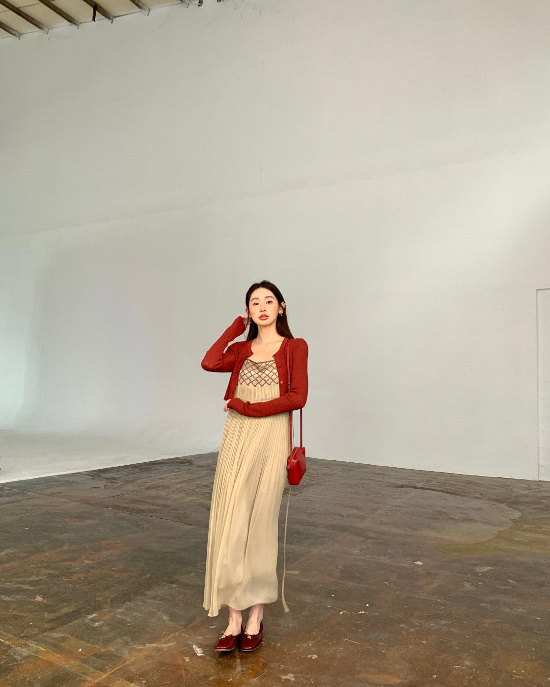 古董Flowy Midi Slip Dress with Lace Splice & Waist Belt