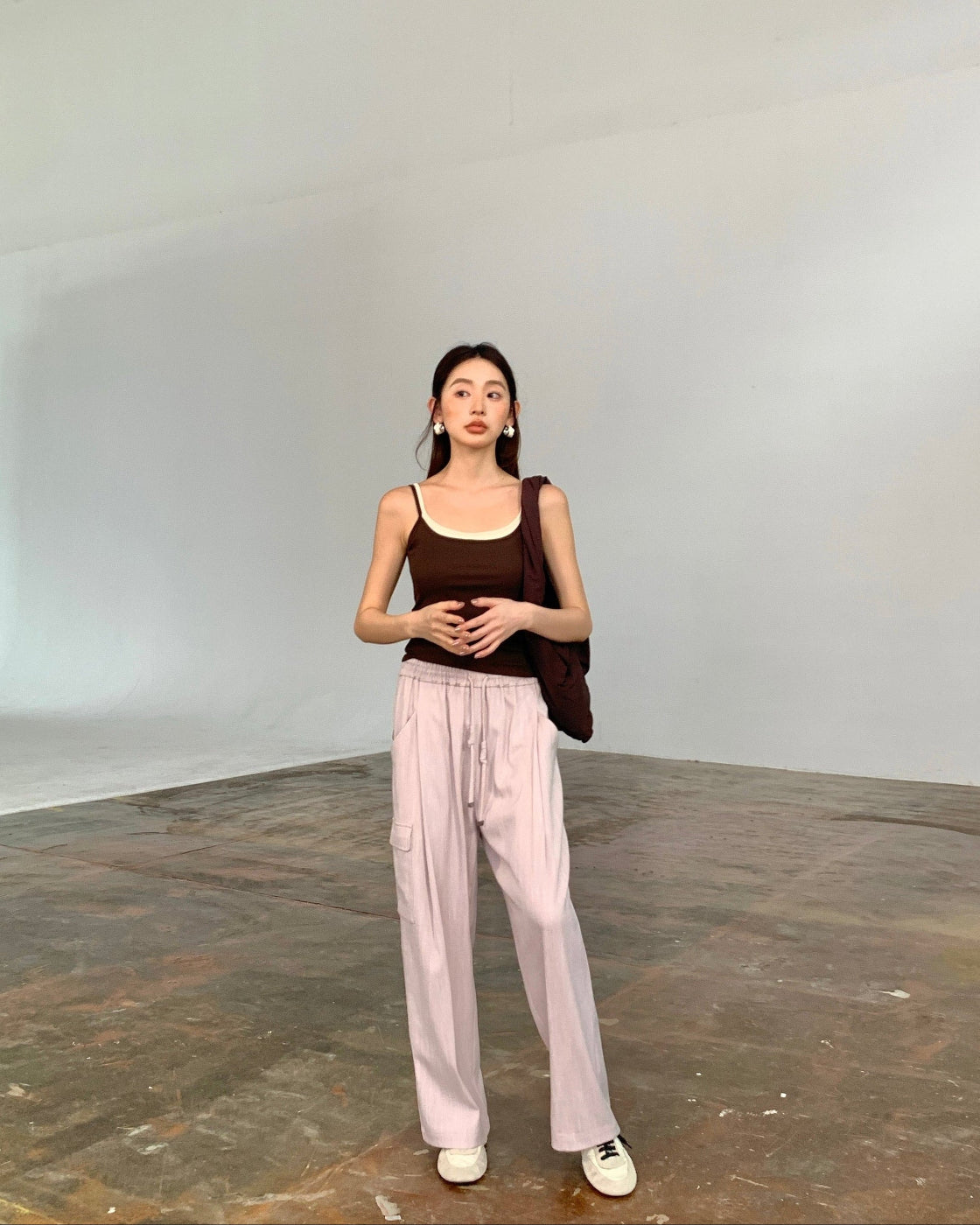 漫画Tapered Wide-Leg Pants with Cargo Pocket Detail