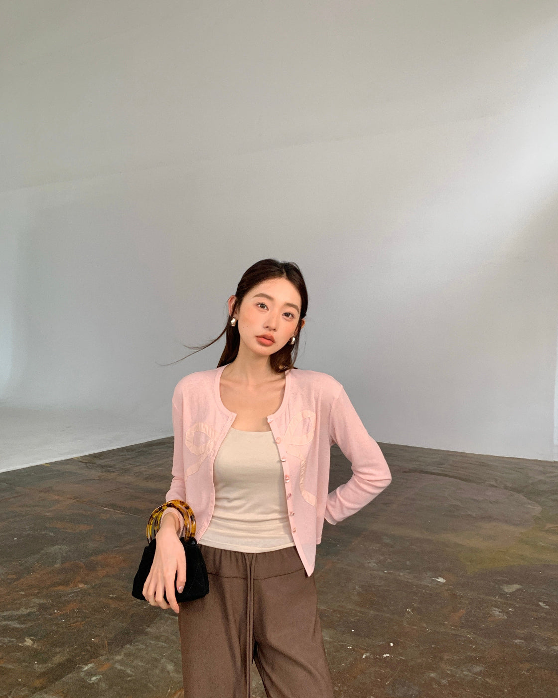 线条裤Relaxed Slim-Leg Trousers with Elastic Waist