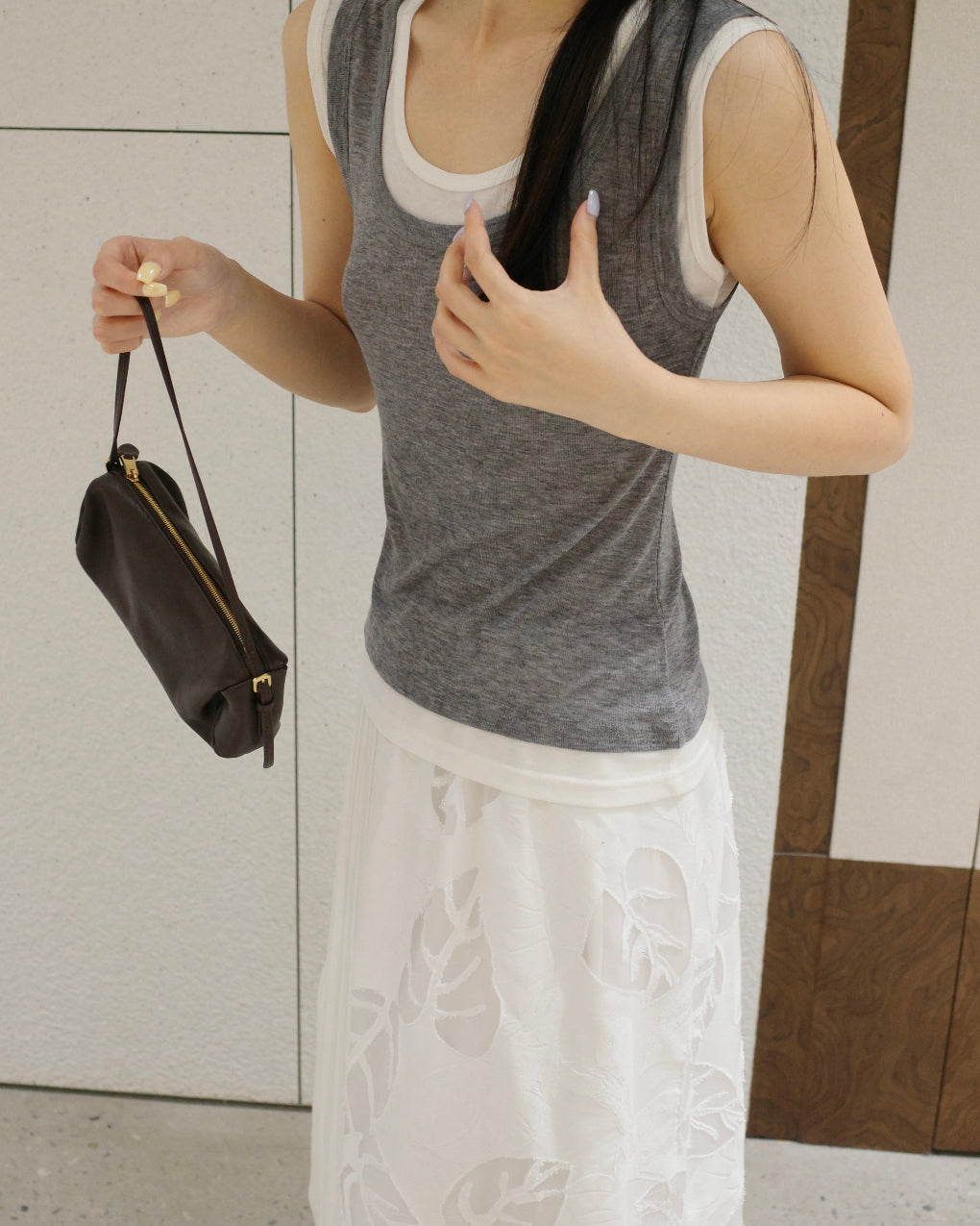 勾勒背心