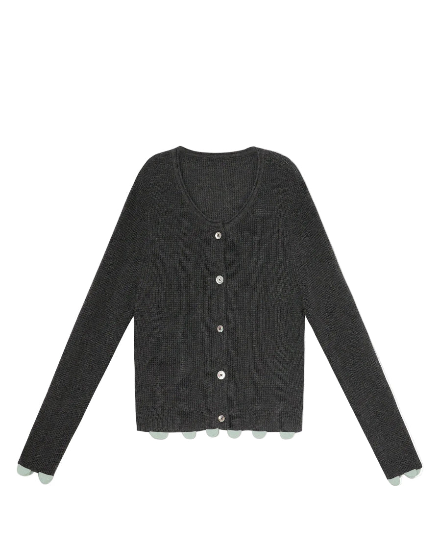 3Dペタル・レイヤード & 構築的ケーブルニット